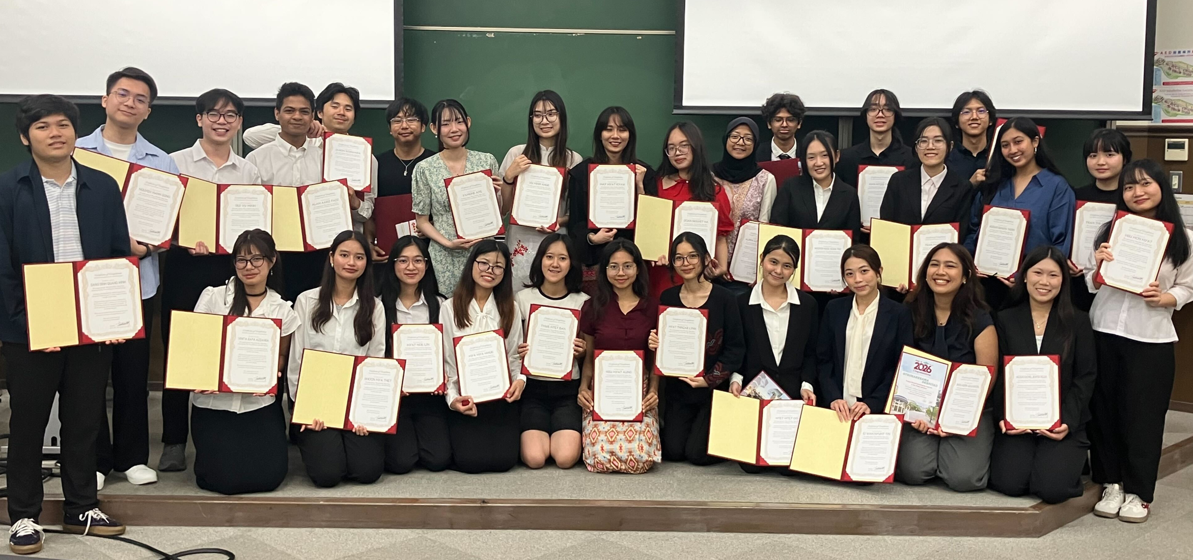 APU学生集合写真